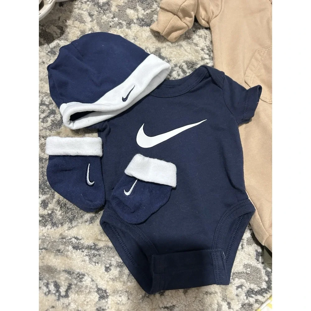 Nike Baby Boy‎ Lot Size Newborn/0-3 Month